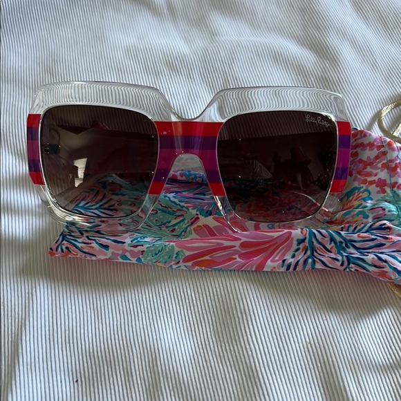 Lilly Pulitzer Vibrant Red and Pink Sunglasses - Picture 1 of 2